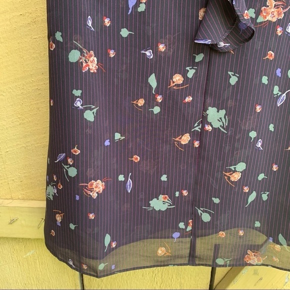 Cabi Pinstripe Cami Pinstripe Floral Tank Size Medium - Picture 5 of 9